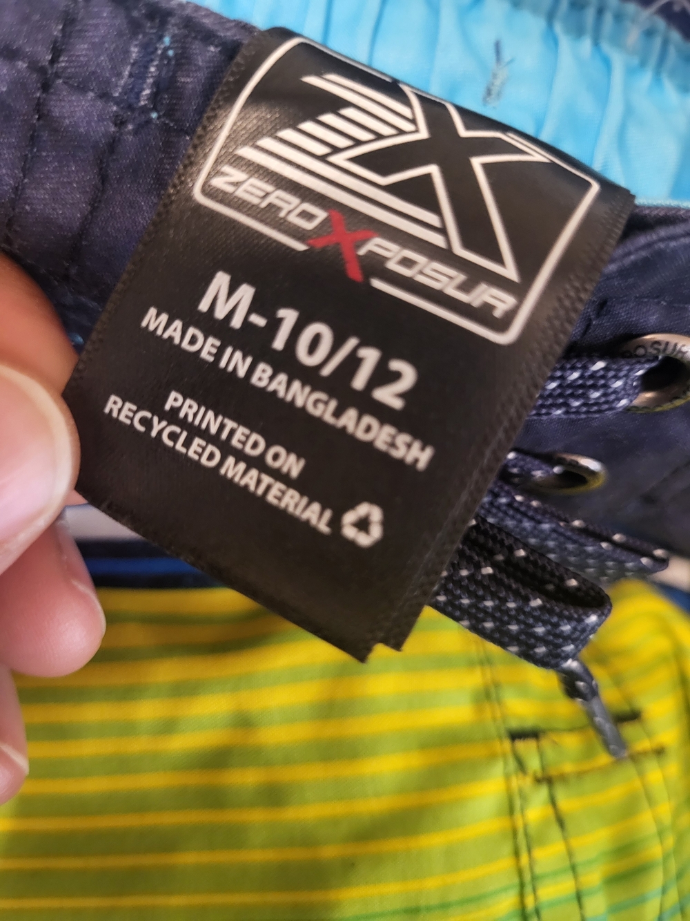 2 Pair of Boy Swim Trunks Size 10/12 (Medium) - Picture 3 of 5